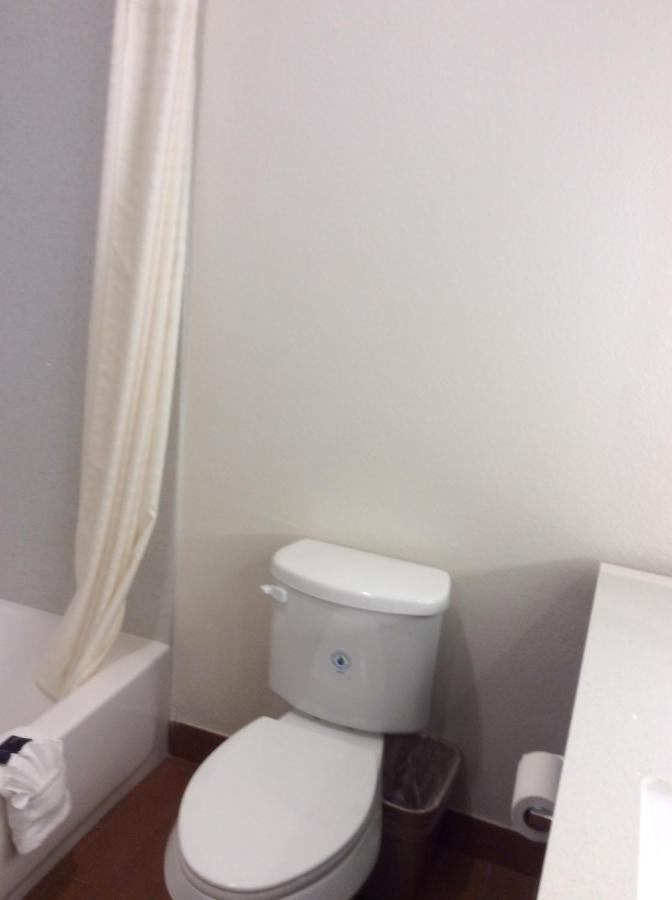 Regency Inn & Suites- Nw Houston Jersey Village Zimmer foto
